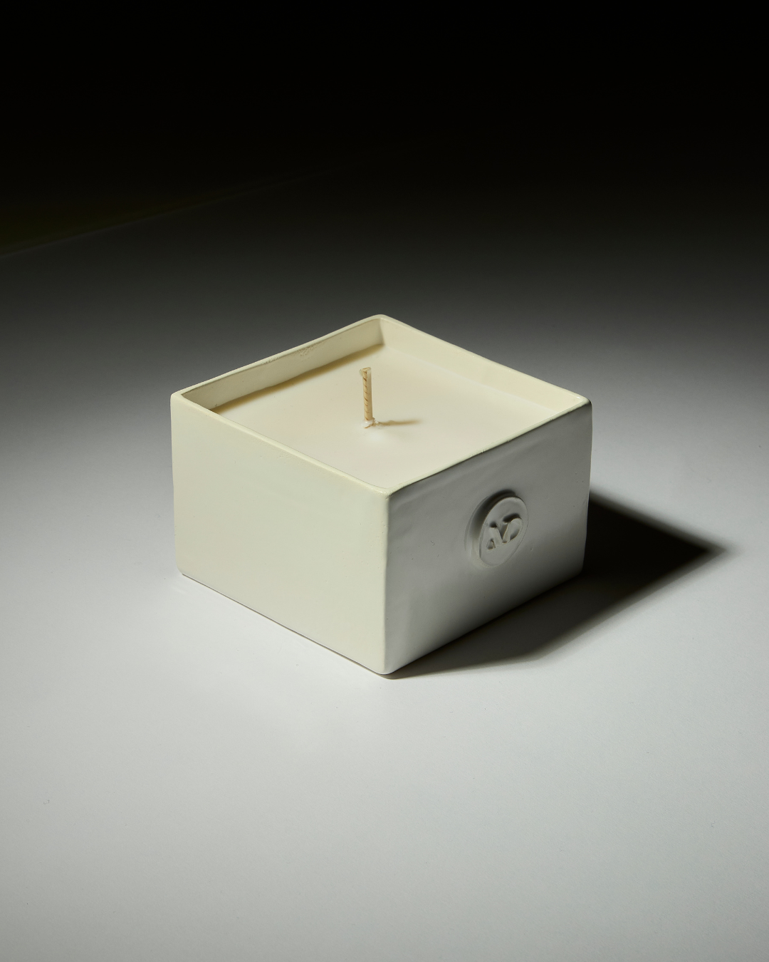 BOUGIE CERAMIQUE CARRÉE